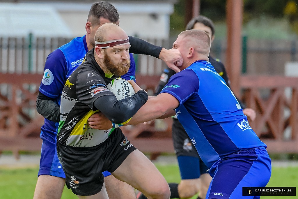 Łukasz przebija się przez szarżę przeciwnika